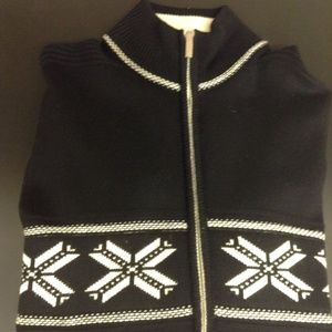 Men's sweater made in Italy. Beautiful and soft.